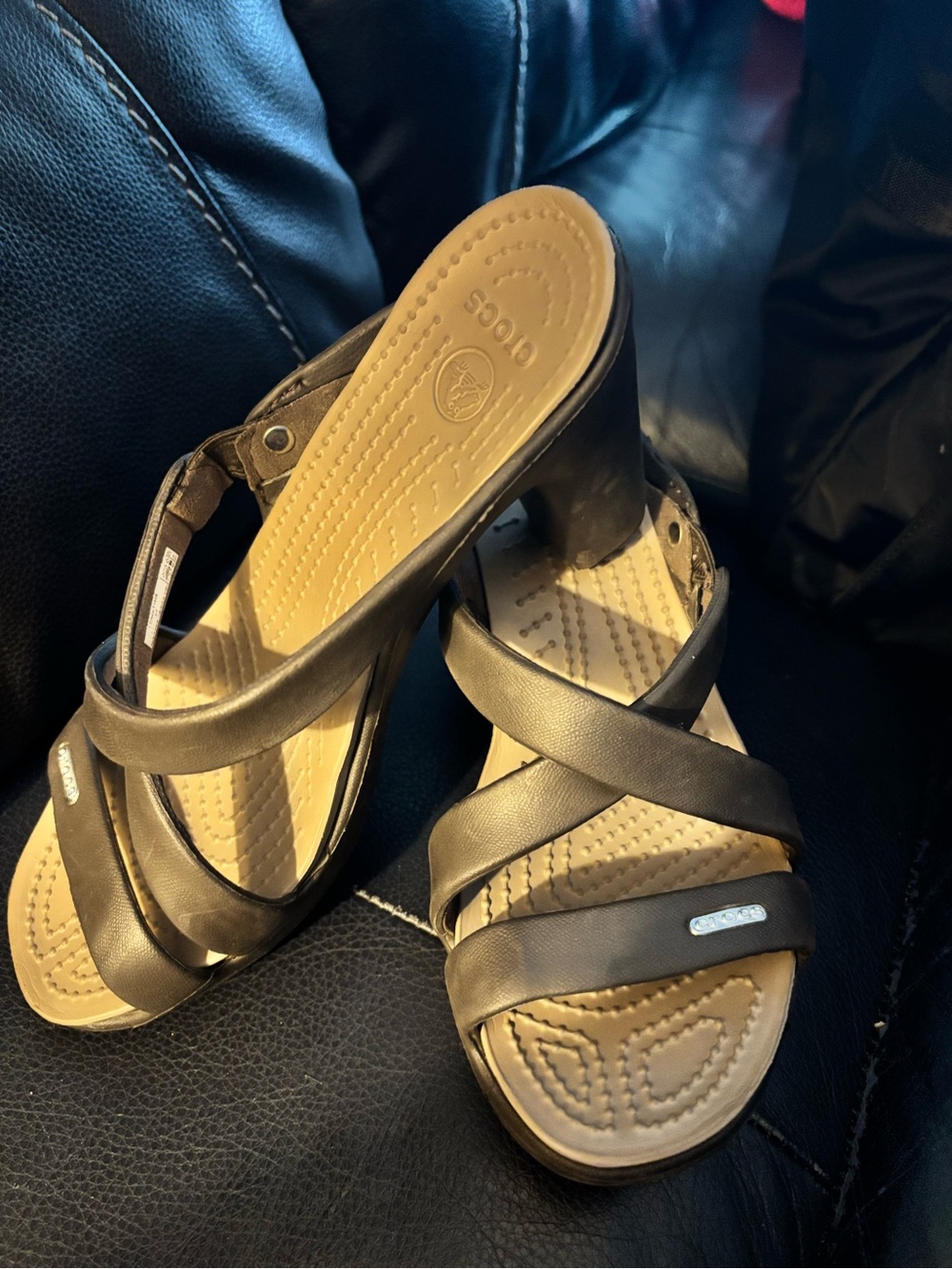 Crocs Cyprus IV heel sandals in a brown and tan color  size 7